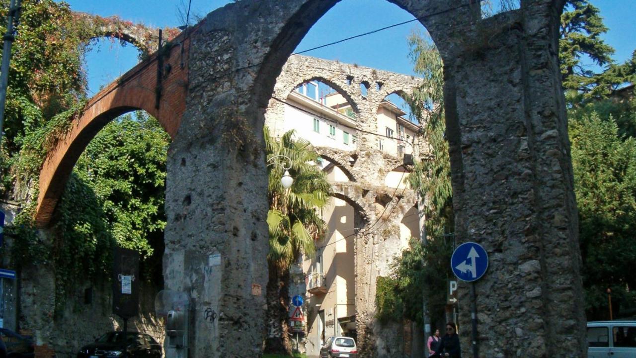 Arce 90 Apartment Salerno Luaran gambar